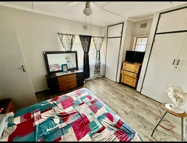 3 BEDROOM HOUSE FOR SALE IN VANDERBIJLPARK CE 3